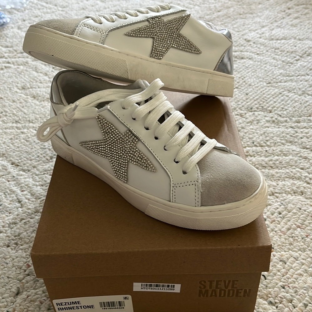 Steve Madden Rezume Rhinestone